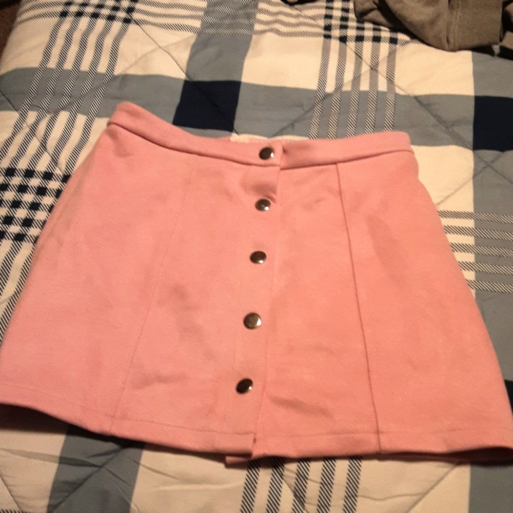 Super cute pink skirt